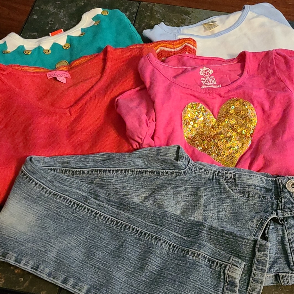 Girls 5 pc lot: tops, dress, jeans, size 7/8